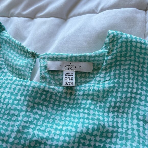 Fever Womens Size Small Tank Top Green Layered Blouse Sleeveless Button - Picture 3 of 8